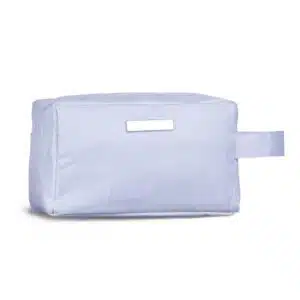 Necessaire Personalizada com personalização de logotipo de marca corporativa. Brinde corporativo refinado.