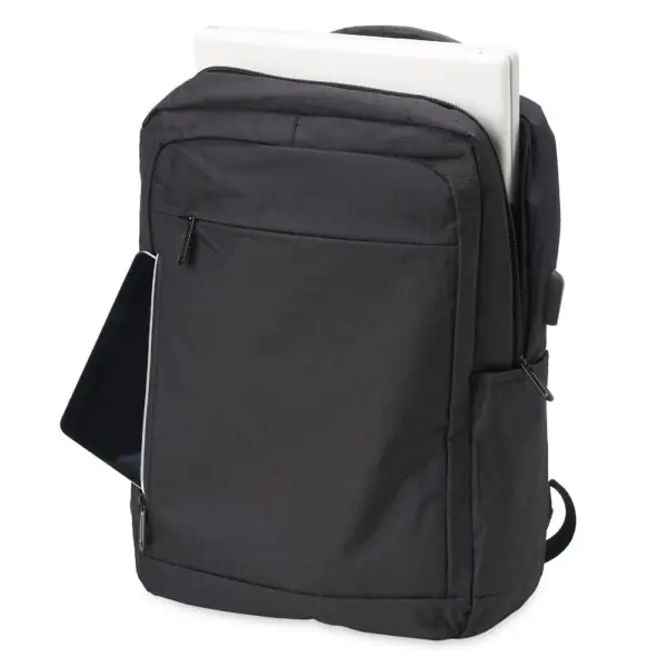 Mochila personalizada cinza com bordado corporativo