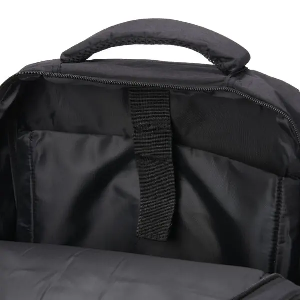 Mochila cinza claro personalizada placa metal empresa