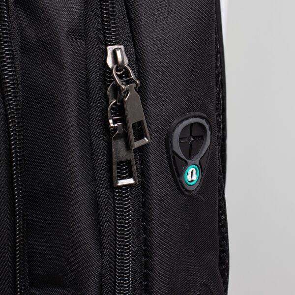 Mochila preta transfer personalizada para clientes