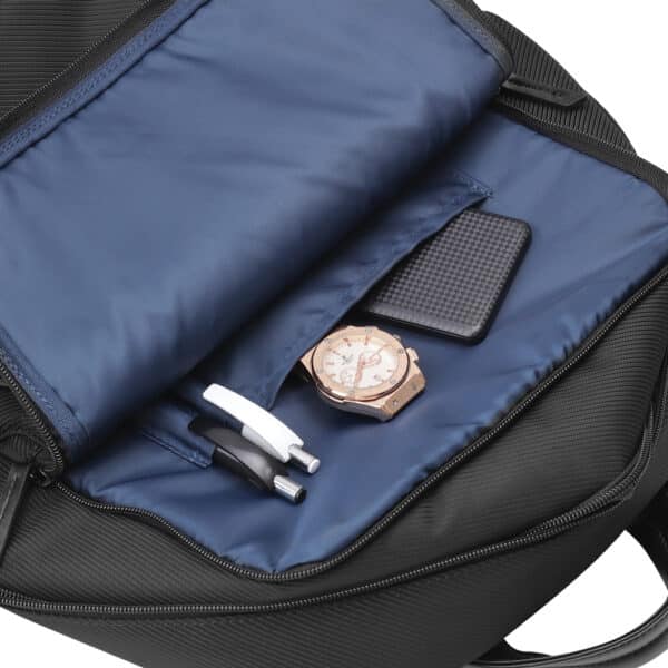 Mochila preta corporativa personalizada transfer empresa