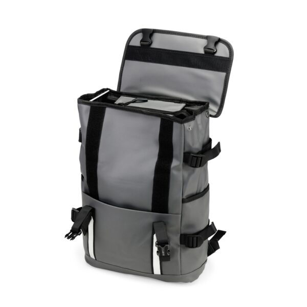 Brinde corporativo mochila couro sintético preto com placa metal