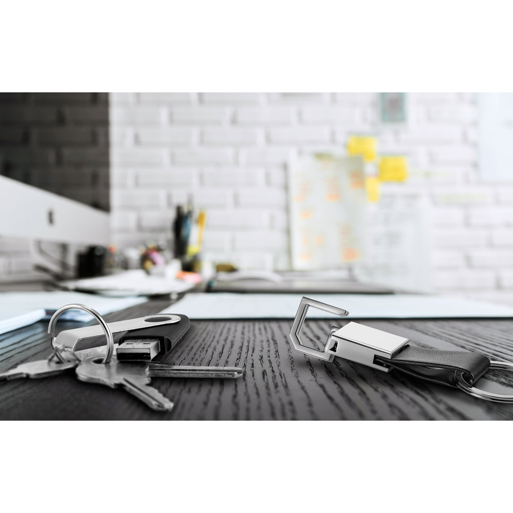 - Huble Brindes Corporativos Chaveiro Personalizado Couro Sintético - HUBSP-93363 - Imagem 6
