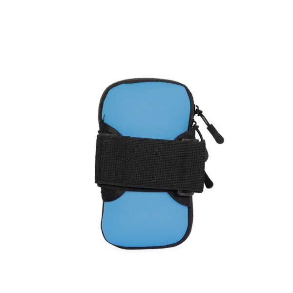 Acessório esportivo azul com logo para brindes B2B
