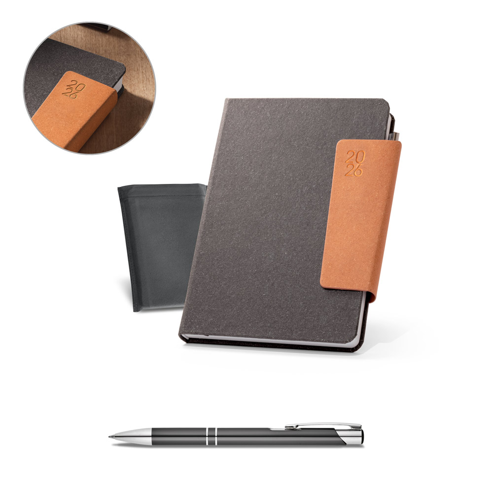 - Huble Brindes Corporativos (21x14 cm) | Agenda Personalizada Anual Pele Reciclada c/ Caneta- HUBSP-66205