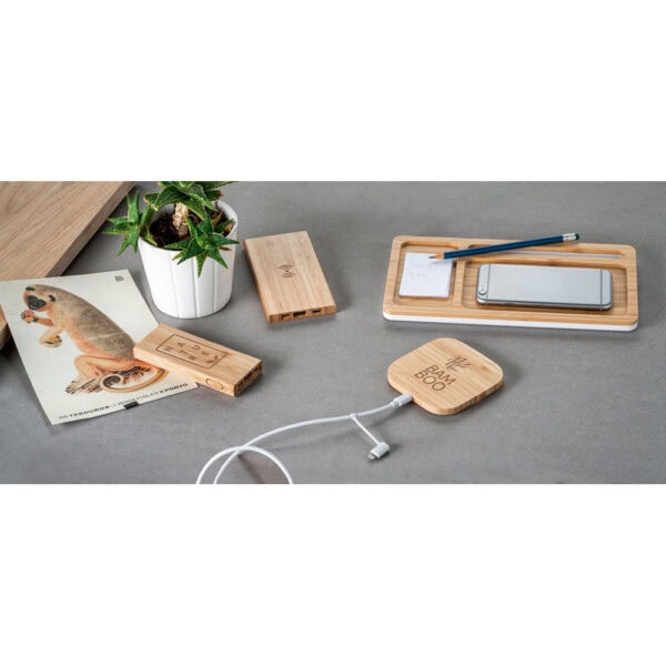 Brinde corporativo power bank bambu personalizado com marca