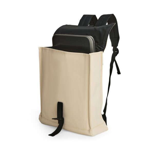Brinde corporativo mochila couro creme gravação silk