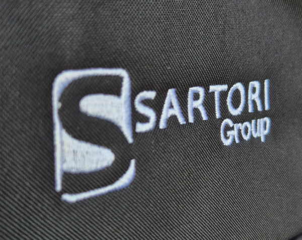 Bordado personalizado — Sartori Group