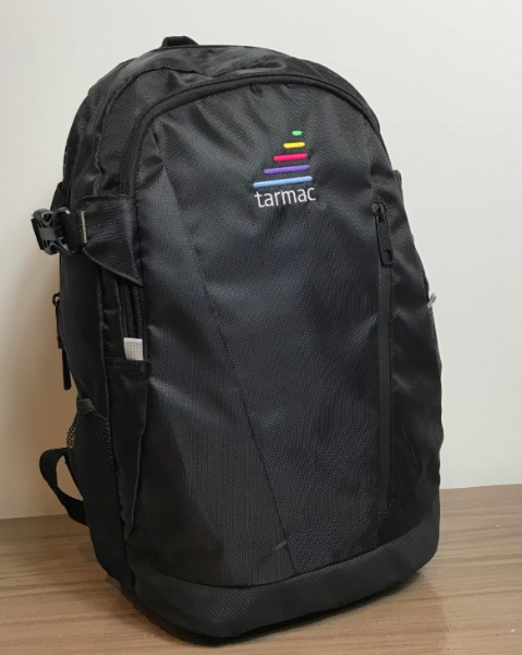 Bordado personalizado — Tarmac