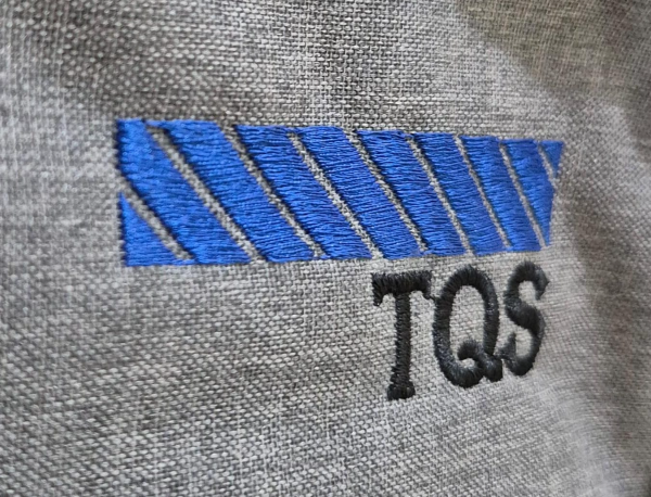 Bordado personalizado — TQS
