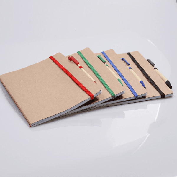 Caderno Ecológico Personalizado Kraft com Caneta A5 21,5x14,5cm Kraft Foto