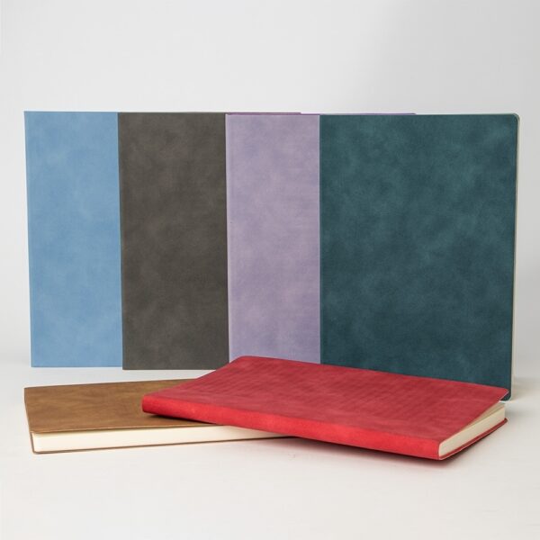 Caderno Personalizado PU B5 25,1x17,6cm Detalhe