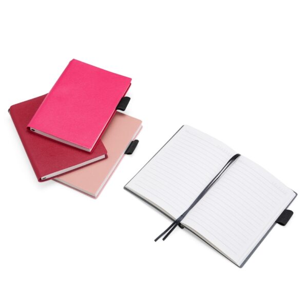 Caderno Personalizado Couro Sintético Capa Flexível Porta Caneta 14,7x10,9cm Det